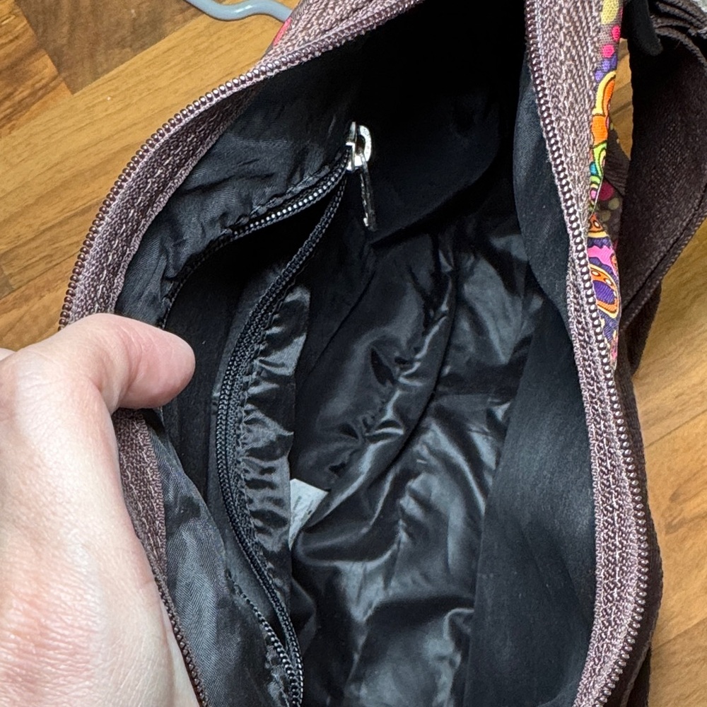 LeSportsac multicolored crossbag - Picture 4 of 8